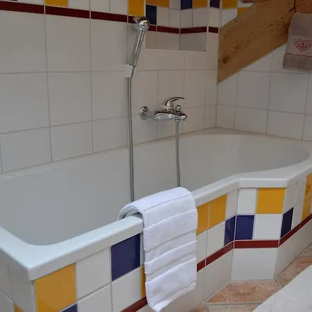 Rosaly Couette-café *